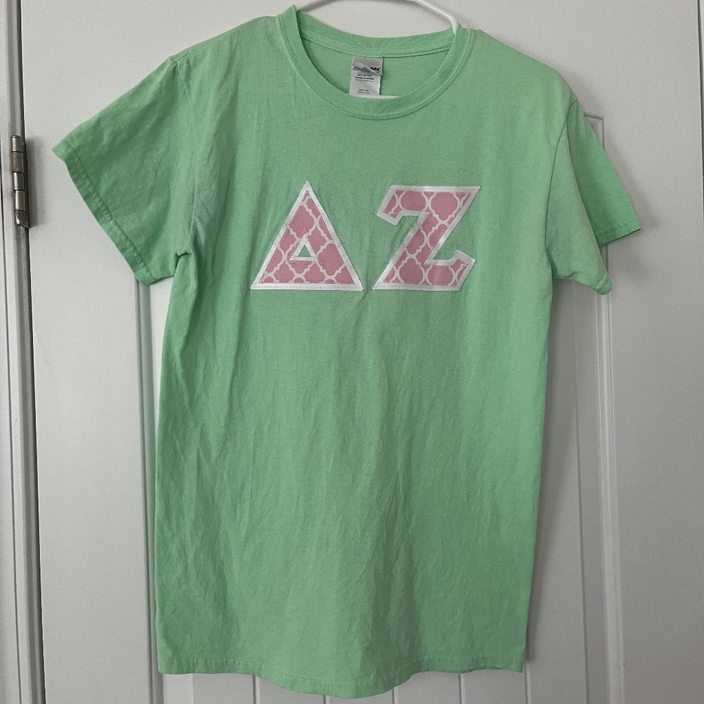 Delta Zeta Pink & Green Stitch